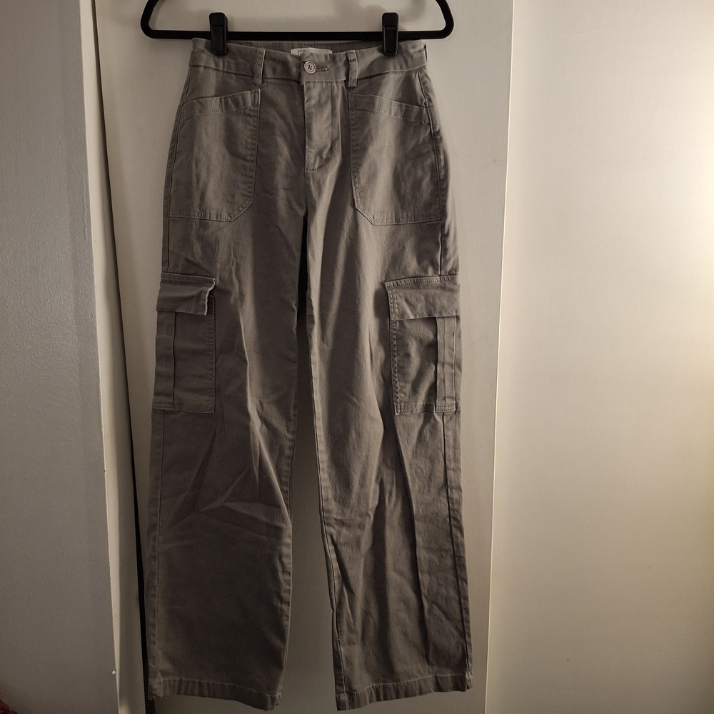 RE generation By Celebrity Pink Women's Gray Cargo Pants